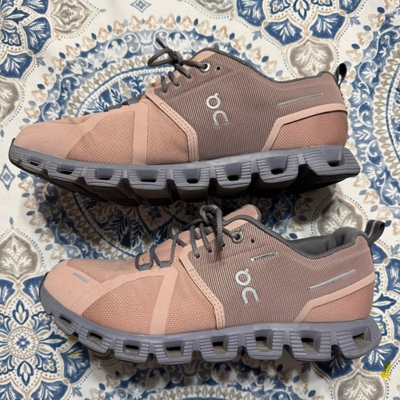 On Running Shoes - On Running Women’s Sneakers Pink with Gray Sole